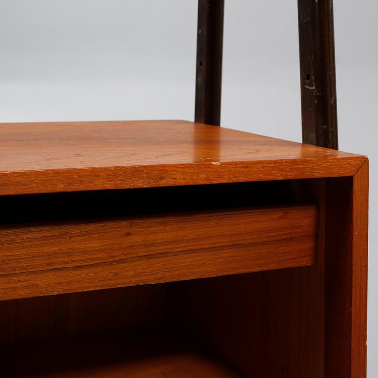 HYLLA, Virserums Nya Möbelfabrik, Hultarp, omkring 1900-talets mitt.