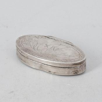 SNUSDOSA, silver, Lars Grubb, Sundsvall verksam 1819-1847. Total vikt ca 29g.