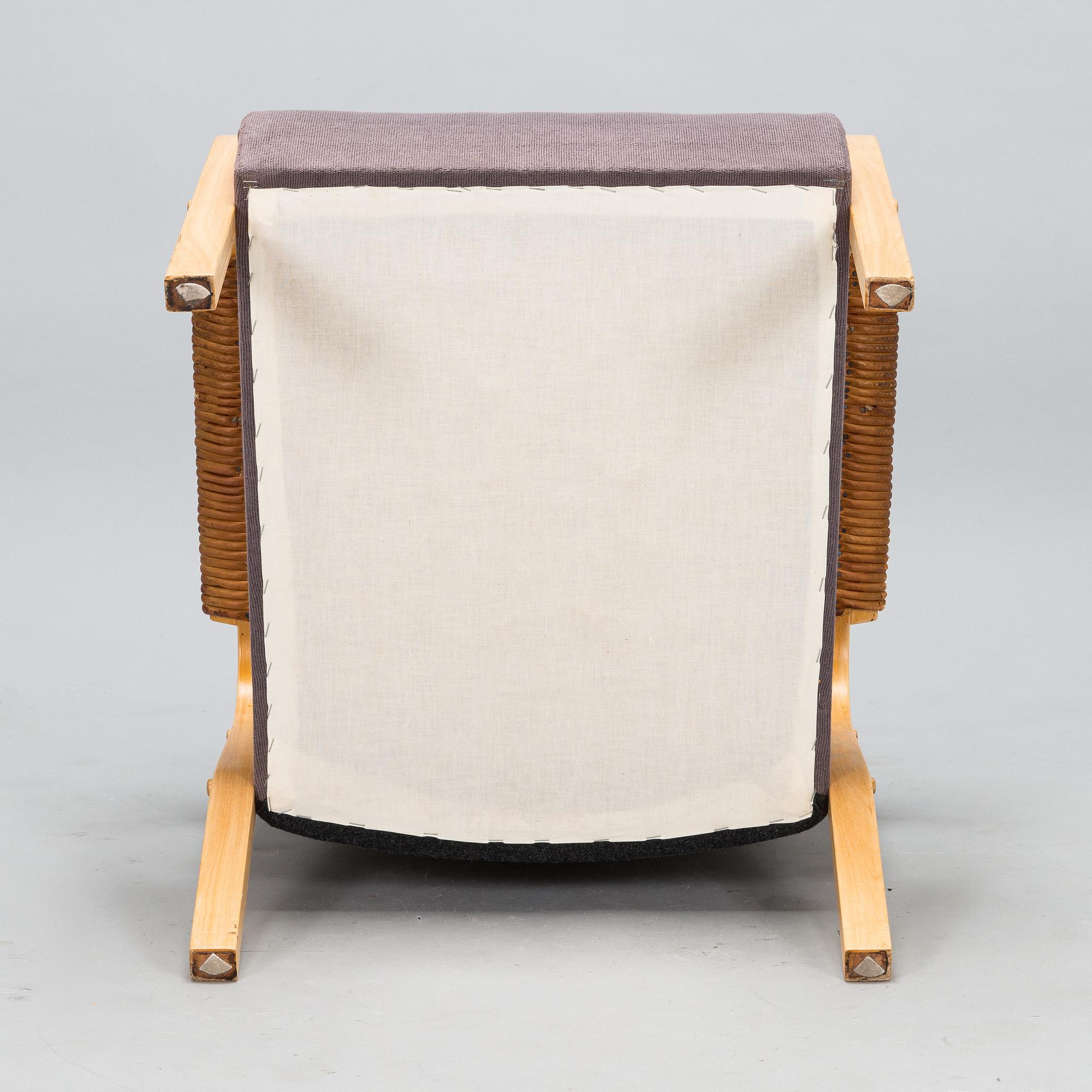 Alvar Aalto, a '47' armchair from the latter half of the 20th century for Artek.