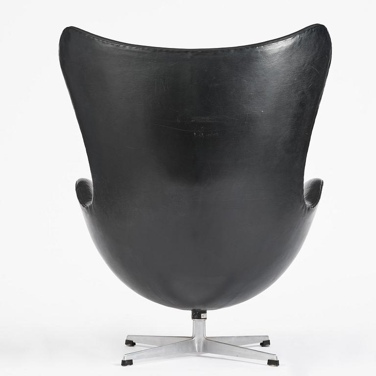 Arne Jacobsen, an "Egg" armchair, Fritz Hansen, Denmark, 1964.