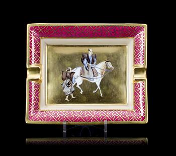 ASKFAT, porslin. Hermès, 1900-tal.