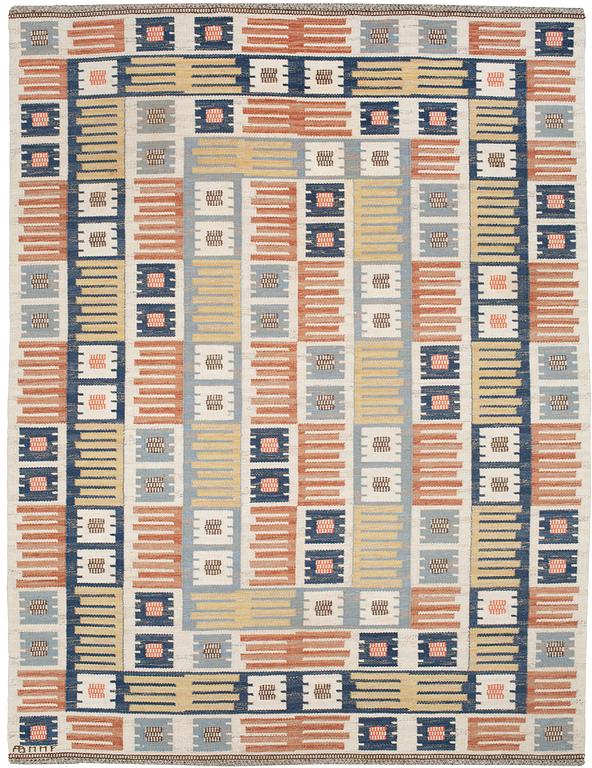 CARPET. "Porslinsmattan". Flat weave (rölakan). 275 x 205,5 cm. Signed AB MMF.