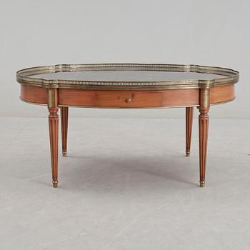 SOFFBORD. Louis XVI-stil, 1900-talets mitt.