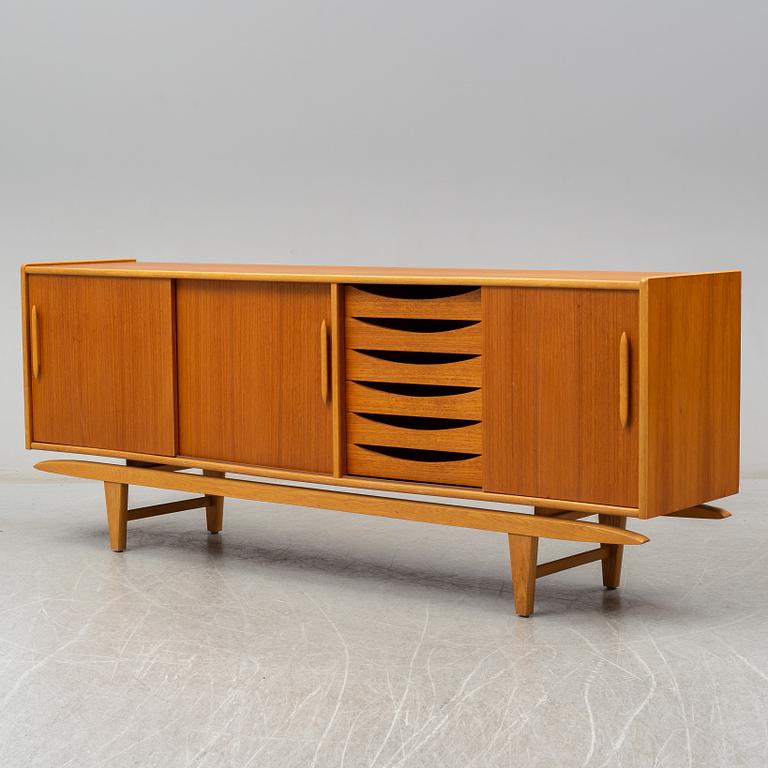 SIDEBOARD, Ajfa, Tibro, 1900-talets andra hälft.