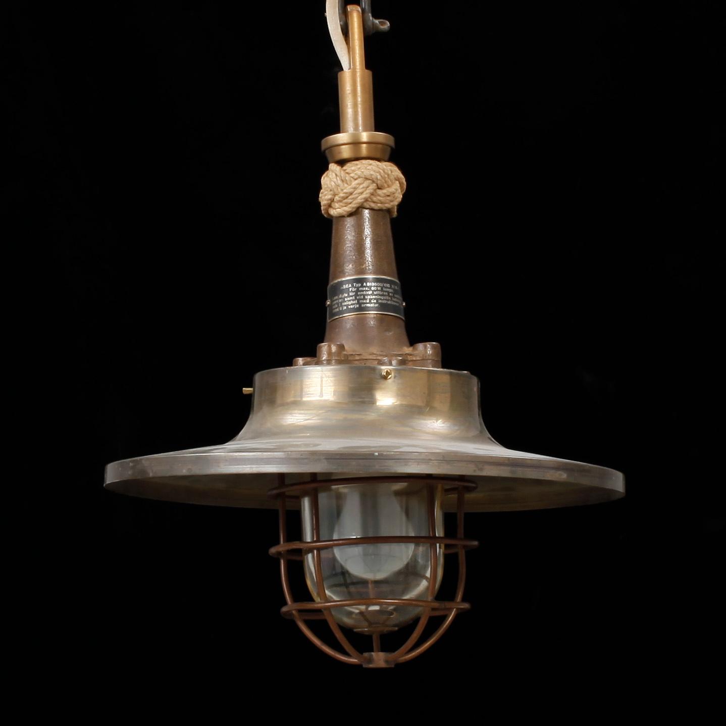 TAKLAMPA, skeppstyp, mässing/glas ,ASEA, 1900-talets mitt.