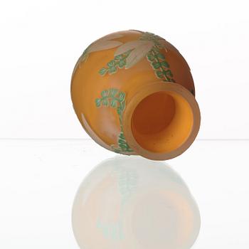 a unique cameo glass vase, Reijmyre, executed by Axel Enoch Boman in 1913.