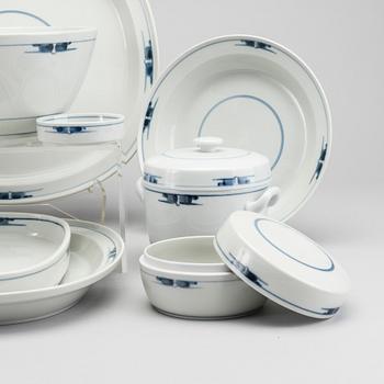 GERTRUD VASGAARD, a 49 pcs porcelain dinner service for Royal Copenhagen.