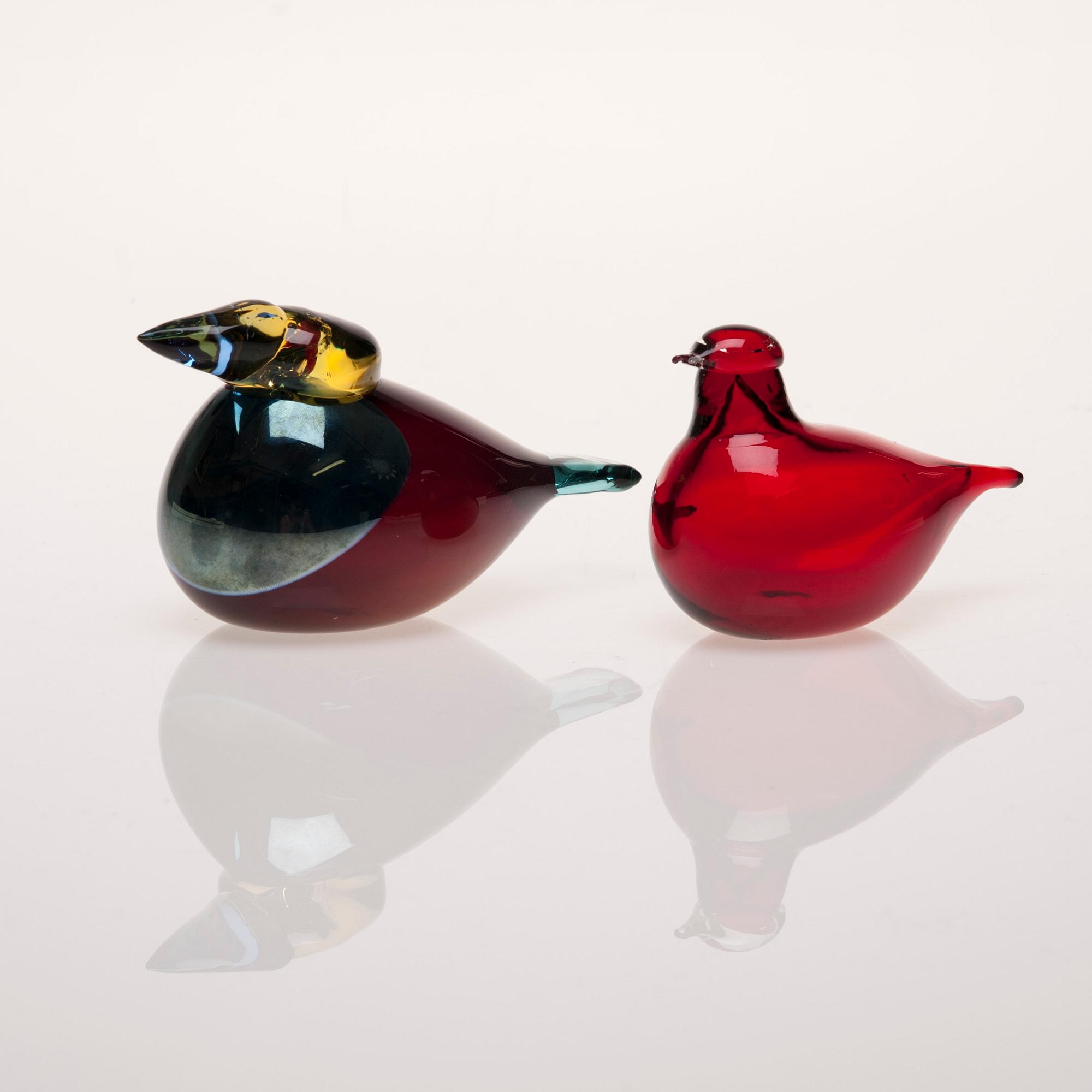 FIGURINER, 2 st, glas, signerad O. Toikka, Nuutajärvi.