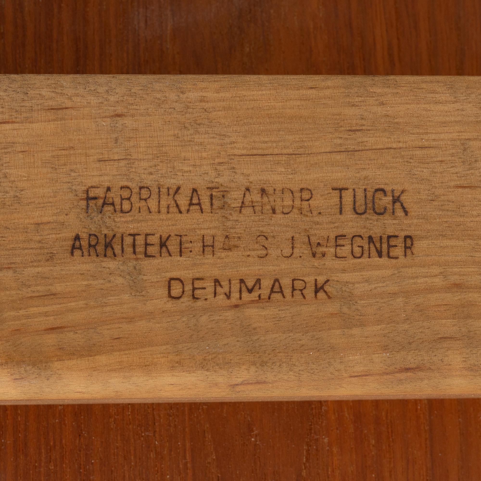 Hans J. Wegner, a model 'CH008', Andreas Tuck, Denmark, mid 20th Century.