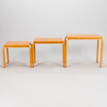 ALVAR AALTO, SARJAPÖYTÄ, 3-osainen, "E88", Artek, 1900-luvun puoliväli.