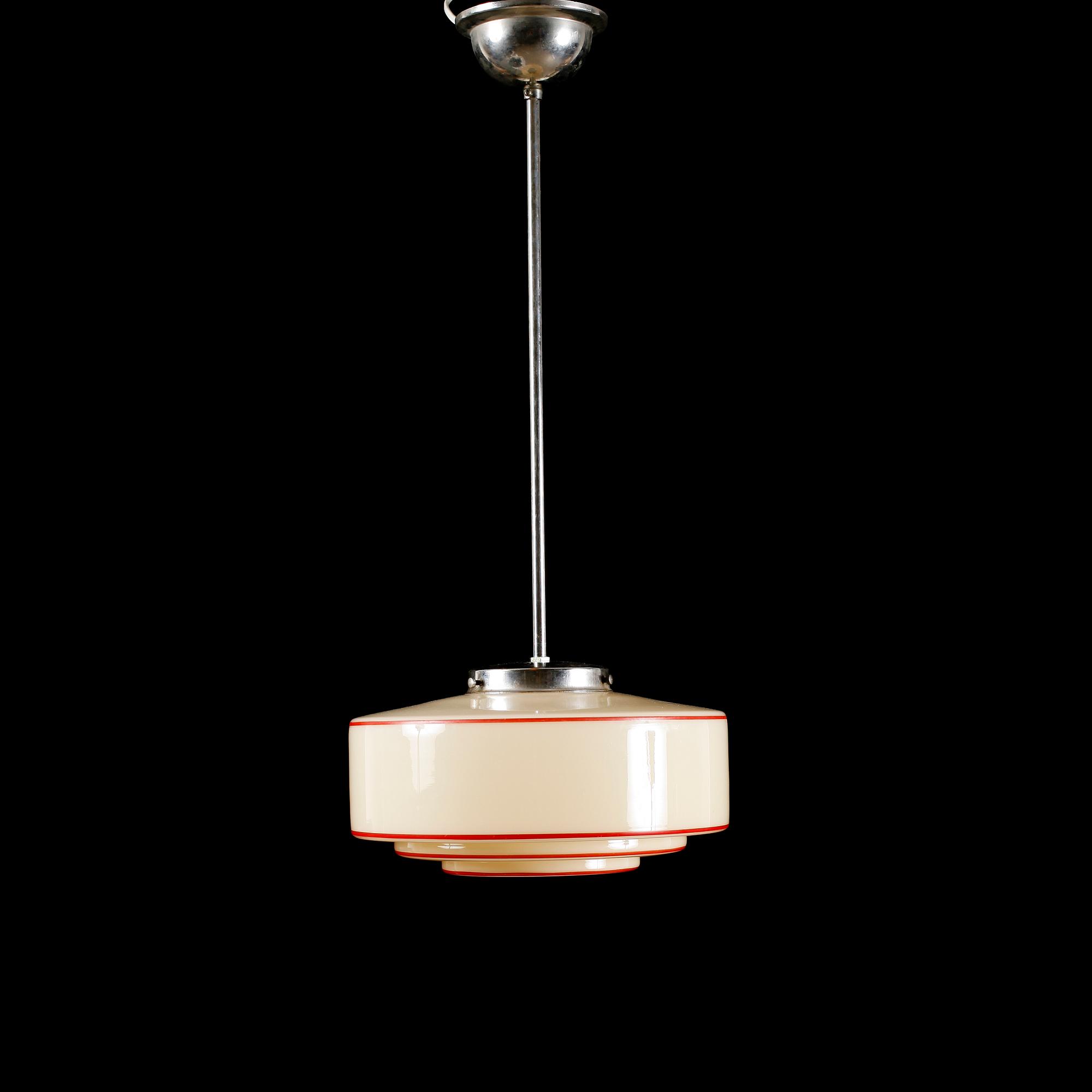 TAKLAMPA, 1900-talets mitt. Höjd 62 cm.