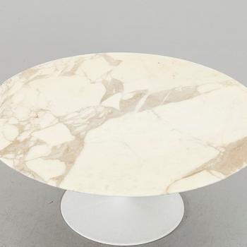 EERO SAARINEN, soffbord "Tulip" Knoll International 1900-talets senare del.