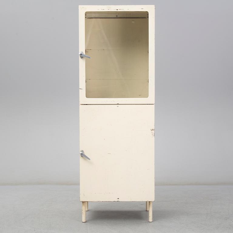 A mid 20th century medicine cabinet.