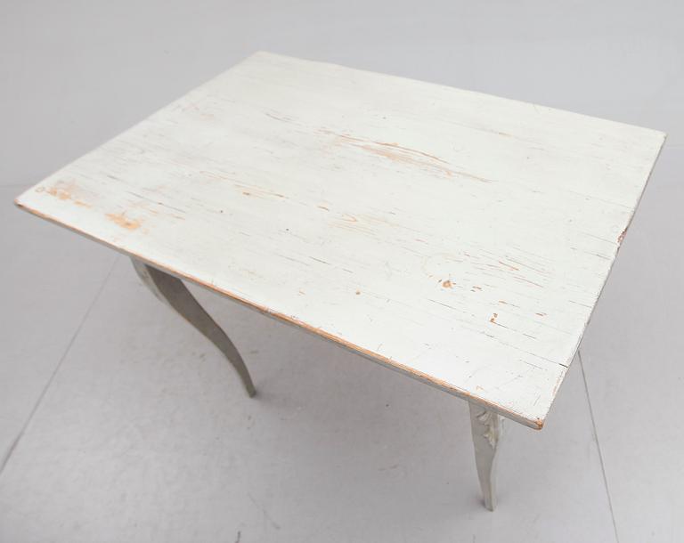 SKRIVBORD, rokokostil, 1800-talets första hälft.