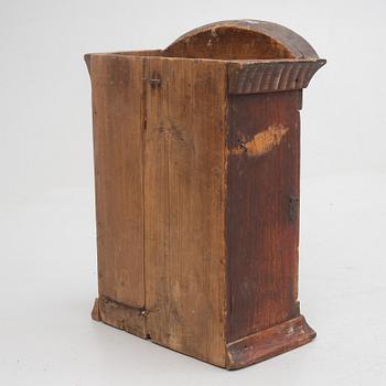 A Swedish wall cabinet, Rättvik, Dalarna, dated 1815.