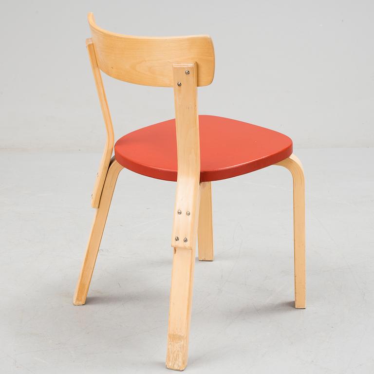 A chair and a table by Alvar Aalto, Artek.