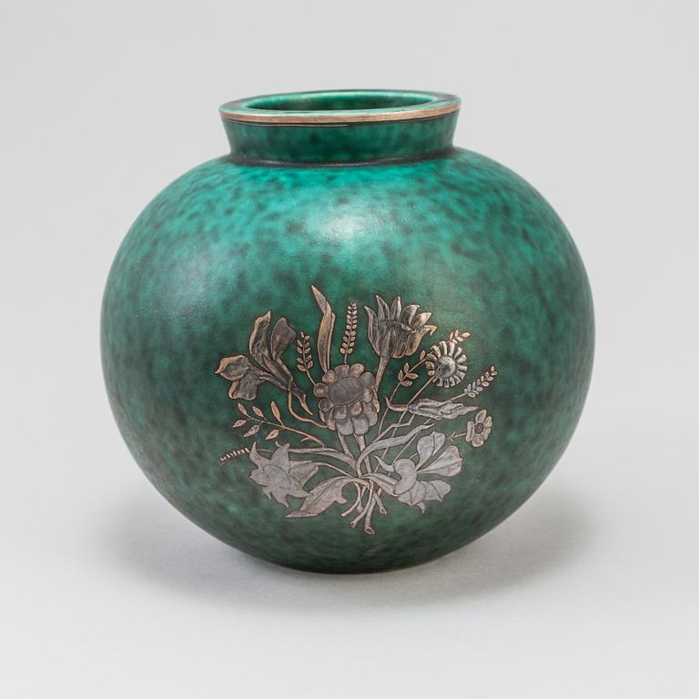 WILHELM KÅGE, vas av stengods, "Argenta", Gustavsberg 1948.