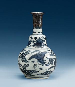 A blue and white vase, Ming dynasty, Wanli (1573-1619).