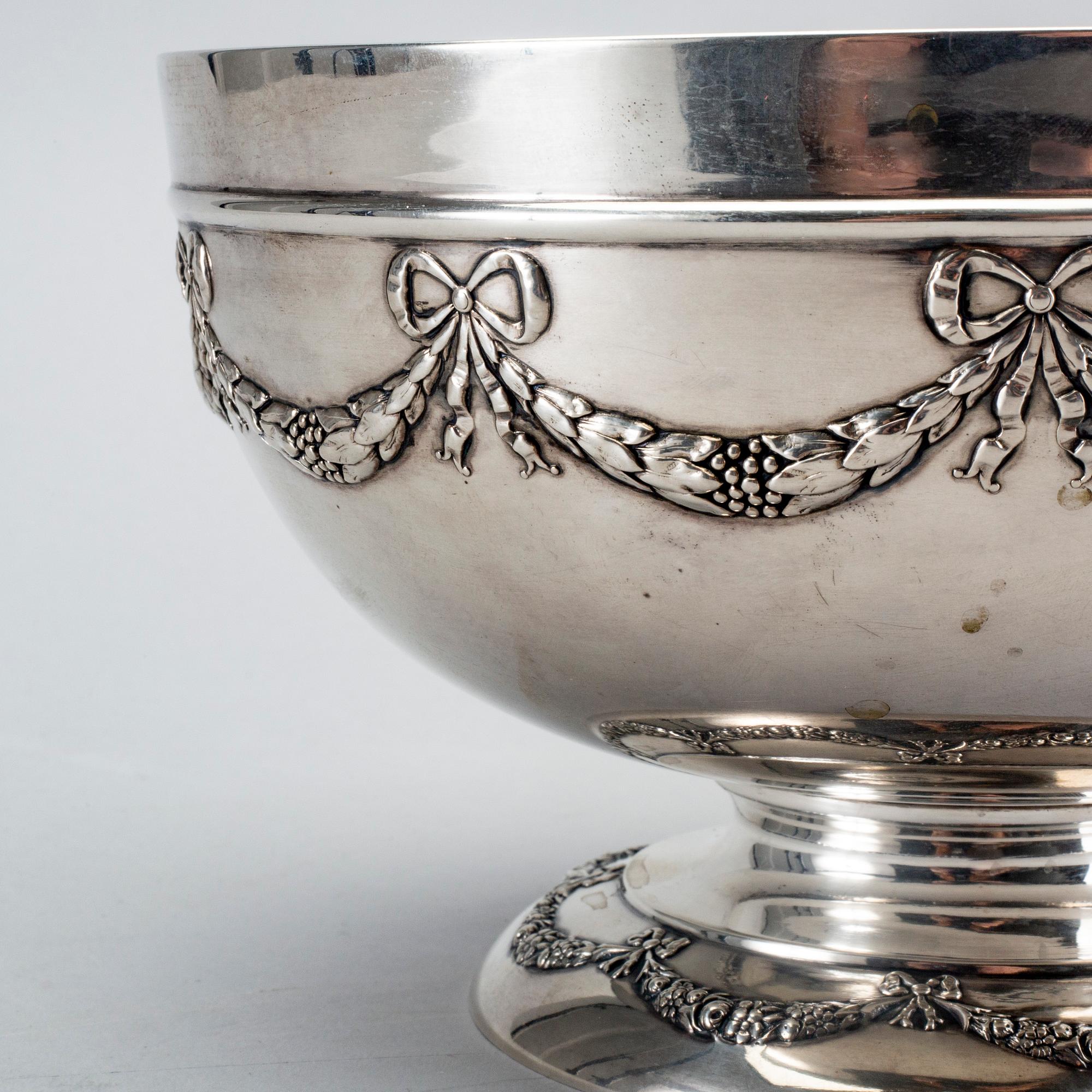 CG Hallberg, bowl, silver, 1902.
