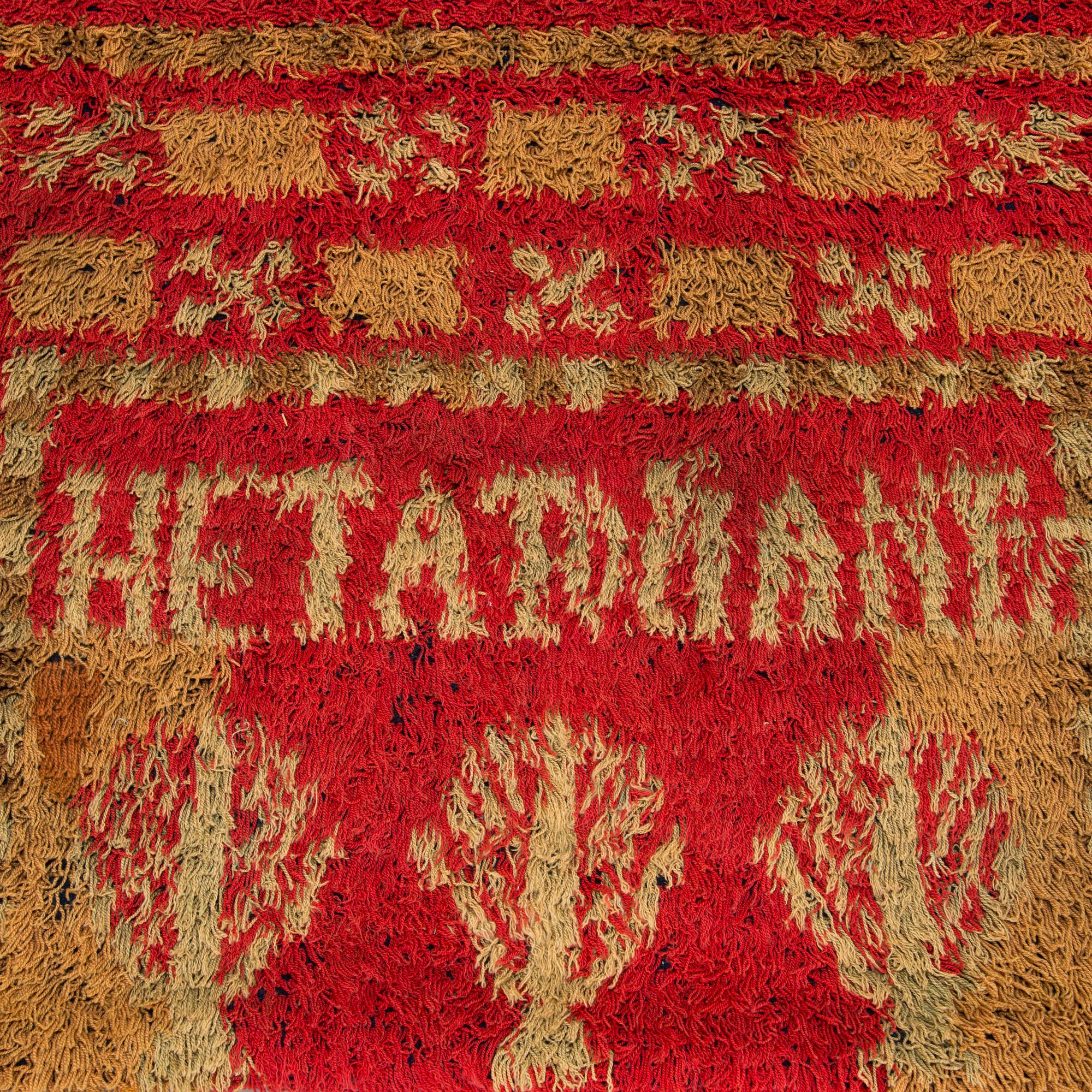 A late 19th Century Finnish folk art long pile ryijy-rug. Circa 205 x 135 cm.