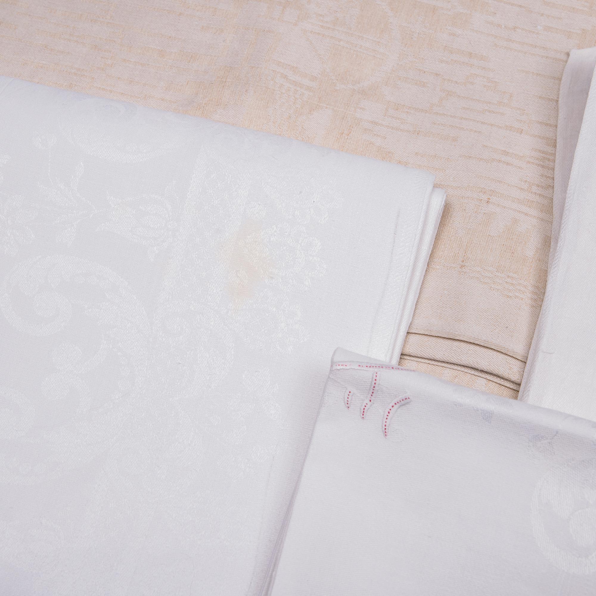 PARTI BORDDUKAR, 6 st, linne- samt halvlinnedamast.