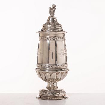 Praktkanna, sterlingsilver, nyrenässansstil, Lale Silverware & Co Ltd, Istanbul, Turkiet, 1900-tal.