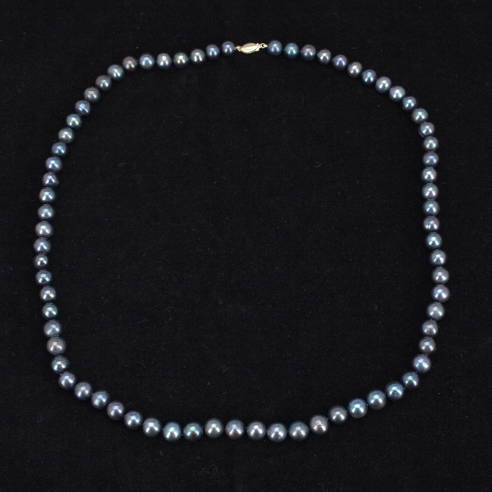 PÄRLCOLLIER, lås 14 K guld, l 74.