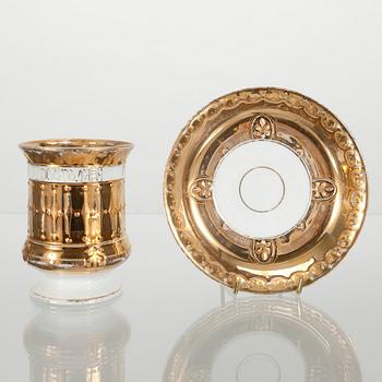 CHOKLADKOPP, porslin, Kuznetsov Dmitrov fabriken 1891-1917, Ryssland.