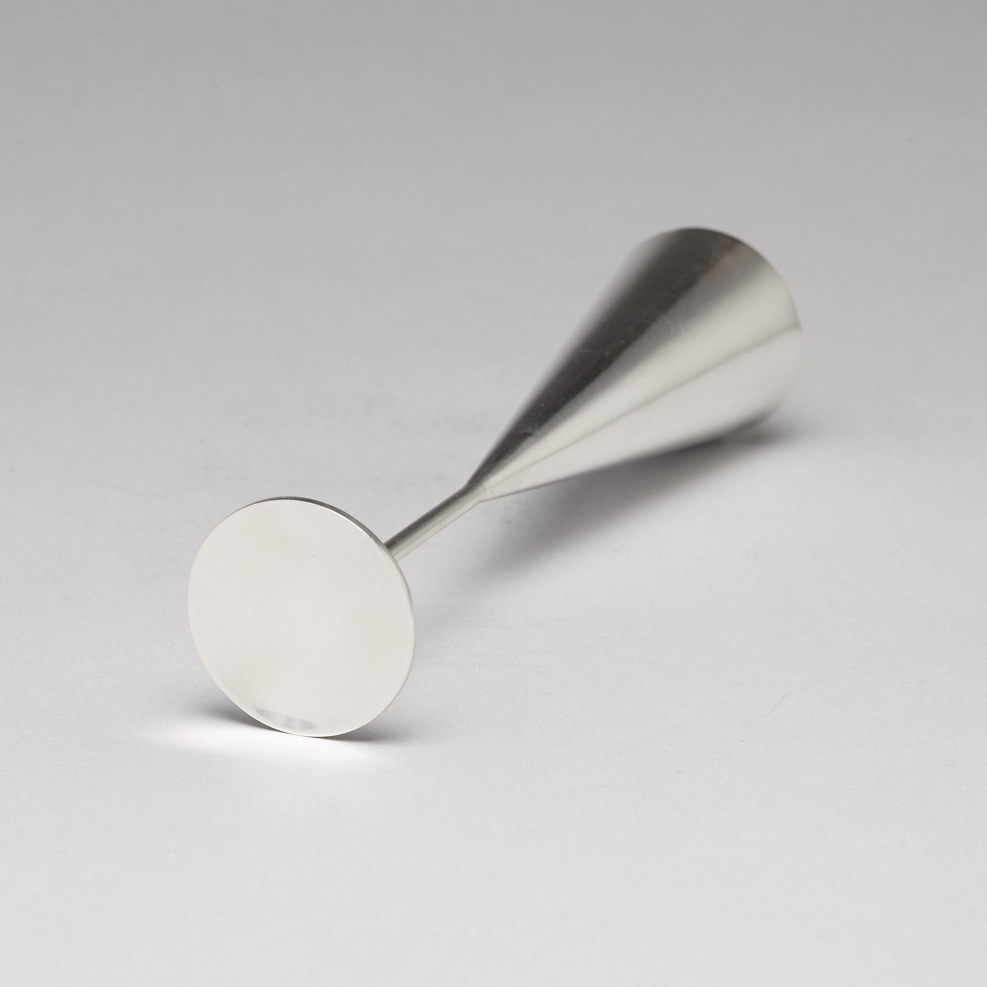 Eduard Gaudy, six sterling silver champagne flutes, Stockholm 1989.