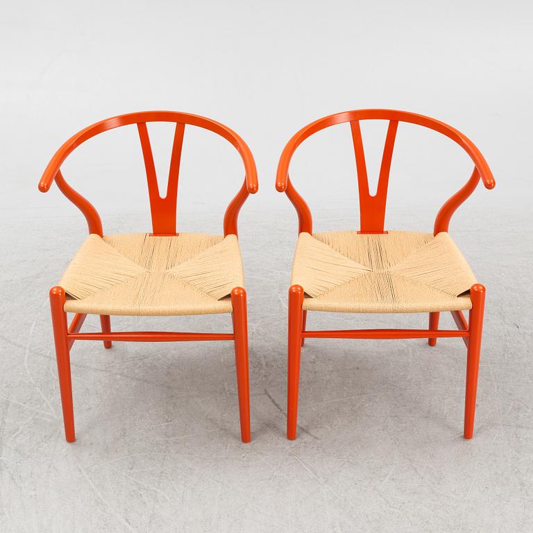 Hans J. Wegner, stolar, ett par, modell CH-24/ "Y-stolen", Carl Hansen & Son, Danmark.