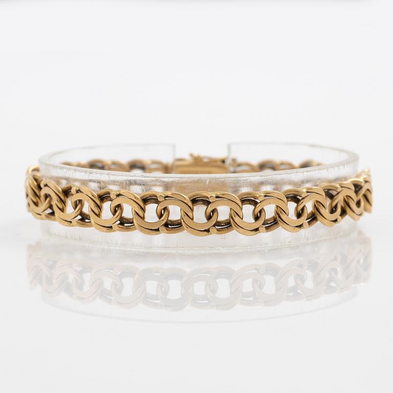 Arm bracelet, 18K gold, bismarck link.