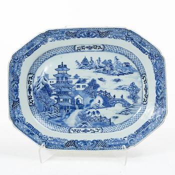 Stekfat, kompaniporslin, Kina, Qianlong (1736-95).