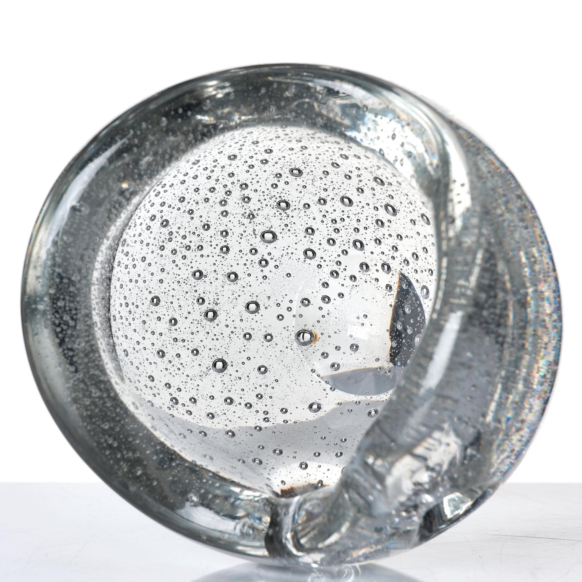 Timo Sarpaneva, "Hiidelhelmi" (Devil’s pearl), skål, Iittala, Finland 1956.