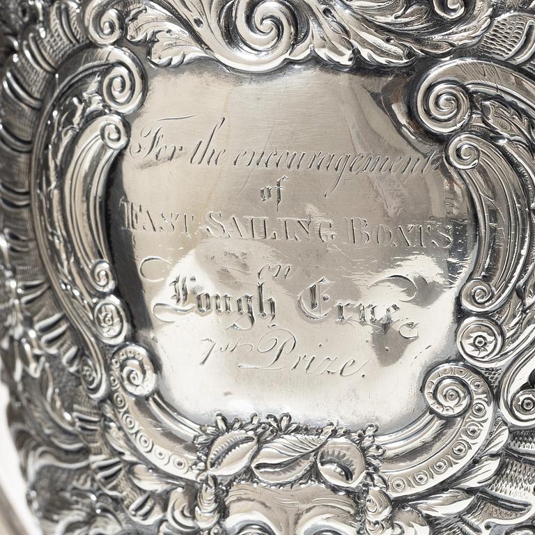 Rebecca Eames & Edward Barnard, a silver cup with lid, London, 1808.