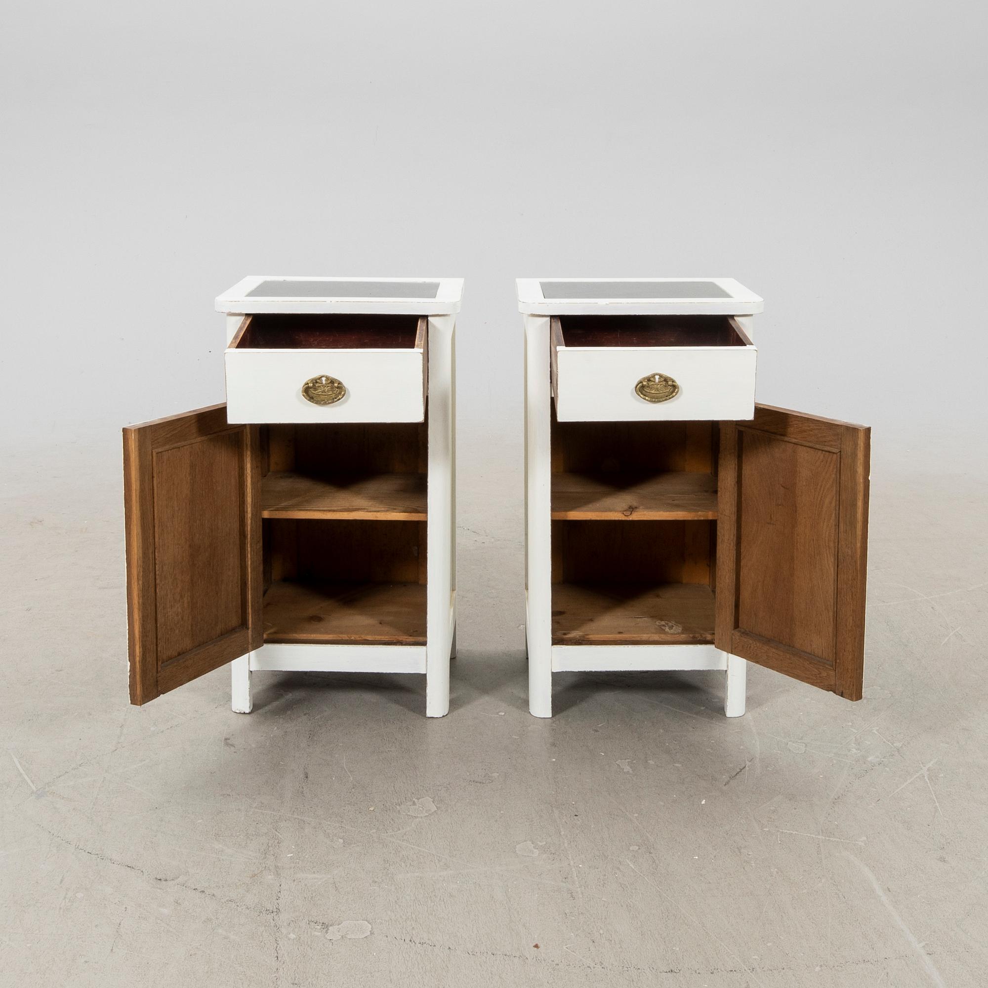 Sängbord ett par 1900-talets första hälft.