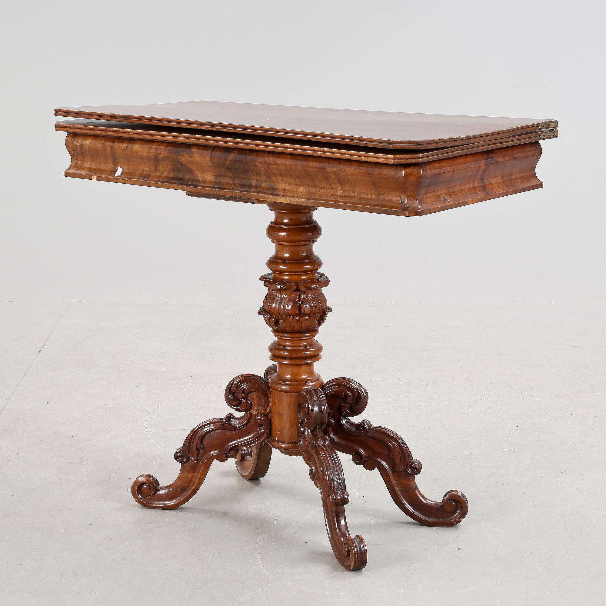 SPELBORD, nyrokoko, 1800-talets andra hälft.