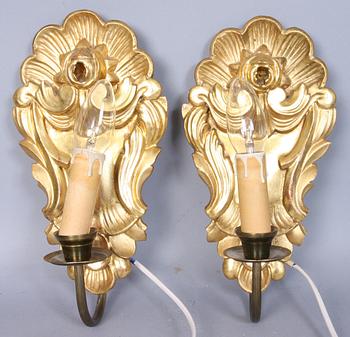 VÄGGPENDYL samt VÄGGLAMPETTER, ett par, gustaviansk stil, 1900-talets mitt.