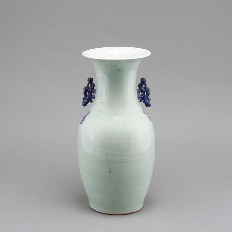 GOLVURNA, porslin, Kina, 1800-tal.