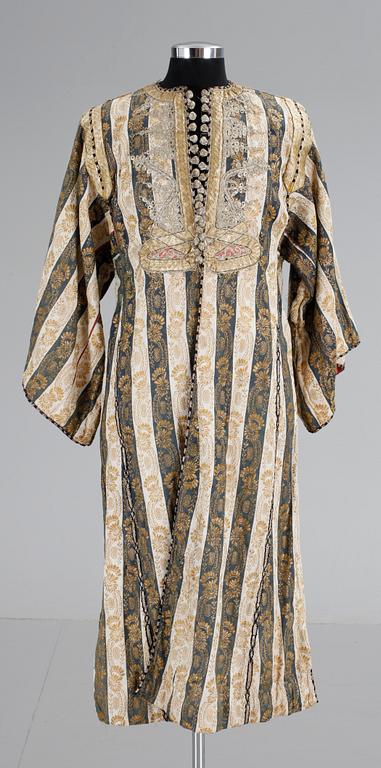 An Indian caftan, early 20th cent.