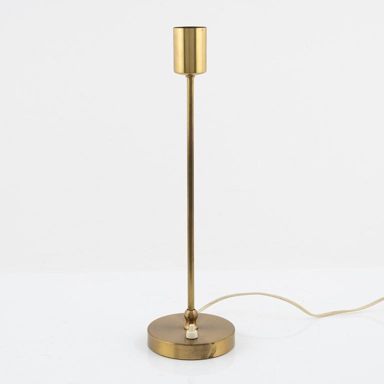 Josef Frank, a model '2332' brass table light, Firma Svenskt Tenn.