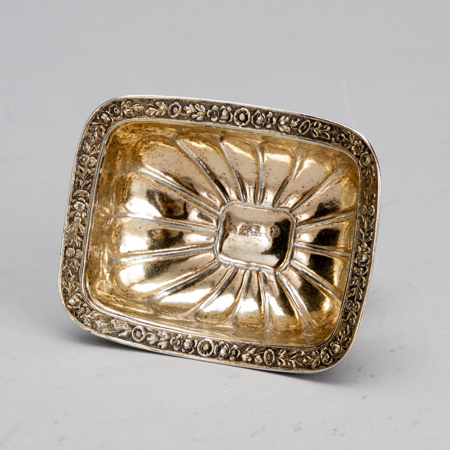 SALTKAR, silver, Carl Adolf Ceipel, St. Petersburg 1820-1830. Vikt 73,7 g.