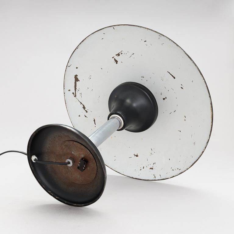 Max Schumacher, A 1930's German table lamp for MWS (Metallwerk Werner Schröder) Lobenstein.