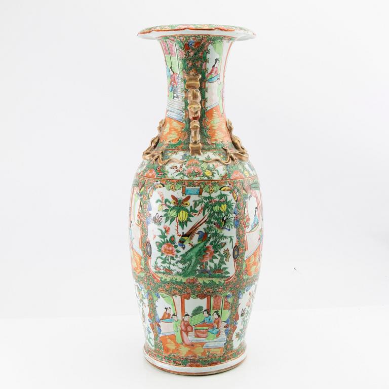 Floor vase China Canton late 19th century porcelain.