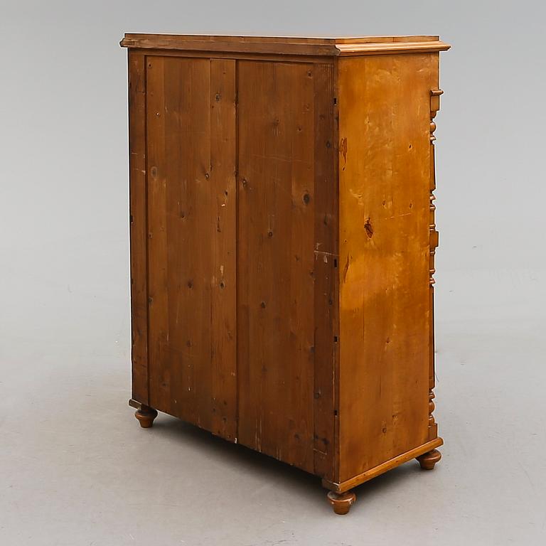CHIFFONJÉ, 1800-talets andra hälft.
