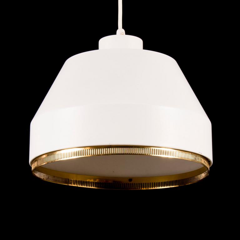 AINO AALTO, An 'AMA 500' pendant light for Valaistustyö.