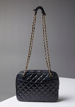 AXELREMSVÄSKA, Chanel.