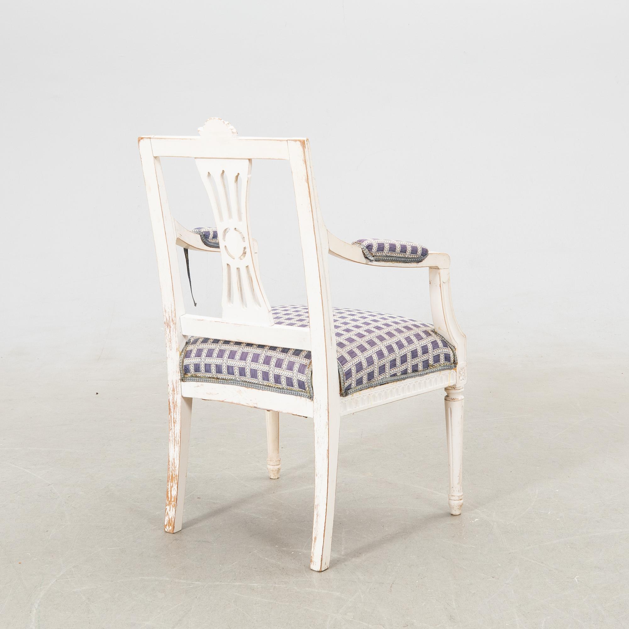 Karmstol Sengustaviansk stil 1900-talets första hälft.