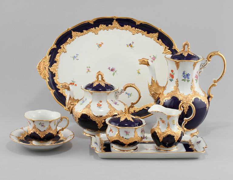 SERVISDELAR, 12 st, porslin, Meissen, 1900-talets fjärde kvartal.