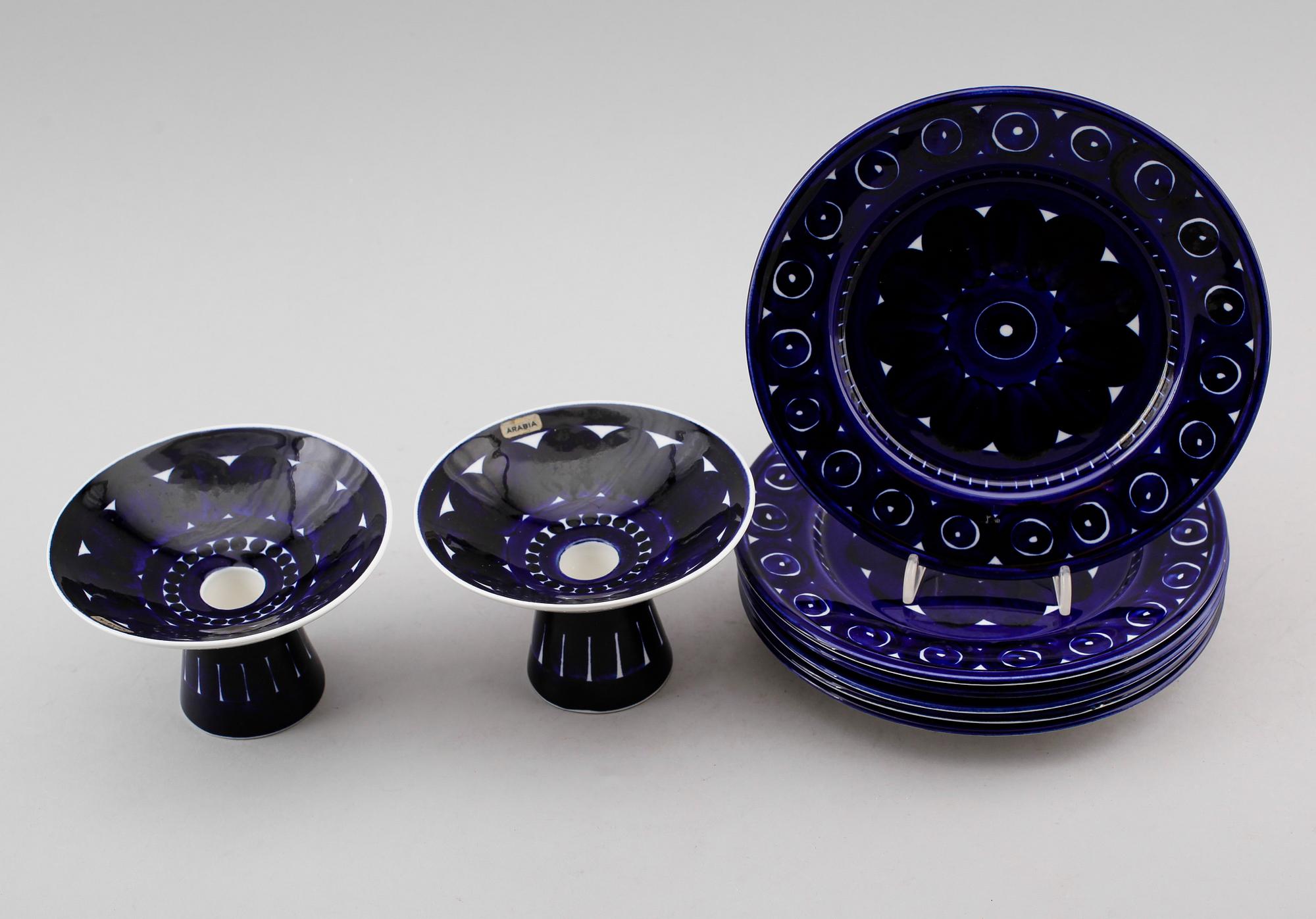SERVISDELAR, 7 delar, porslin, "Valencia", design Ulla Procopé, Arabia.