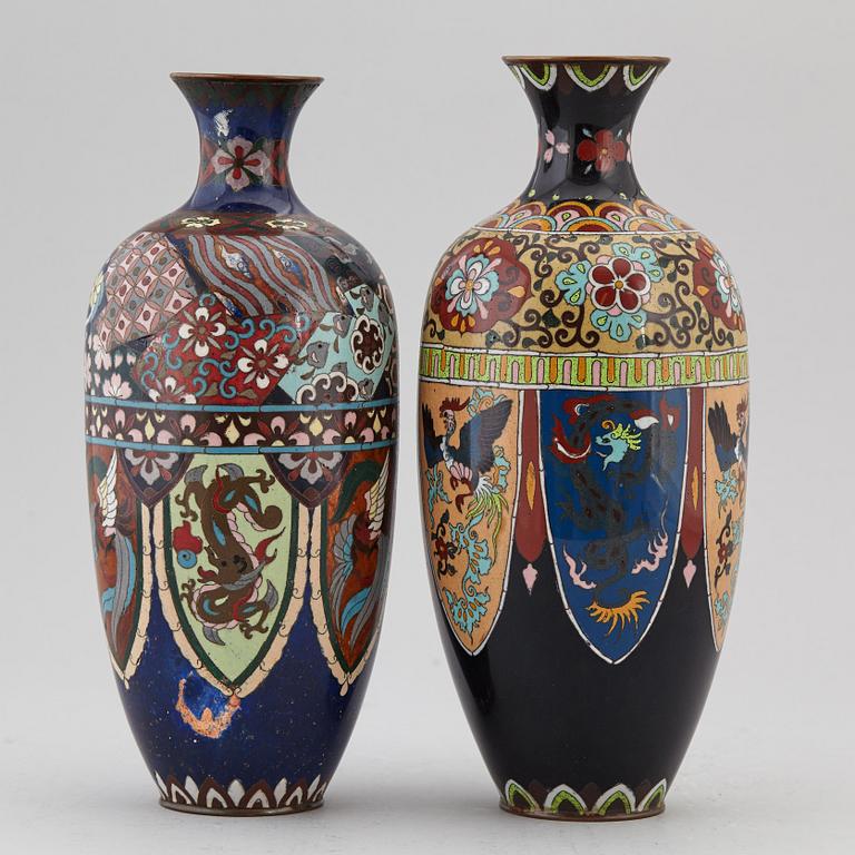 Two Japanese cloisonné vases, 20th century.